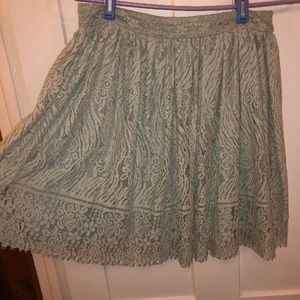 Lace skirt mint green SMALL NWT